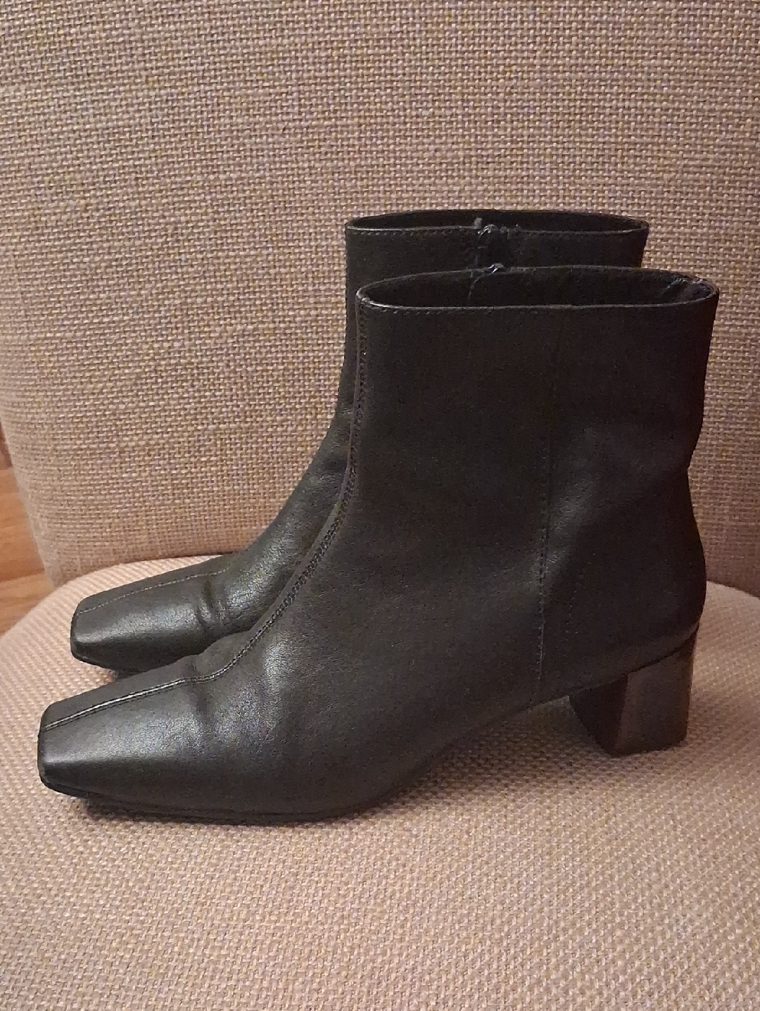 Vagabond Black Leather Zip Up Ankle Boots Booties Size 38 Us Size 7